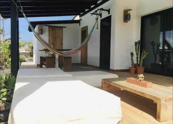 Ballena Villa Lajares